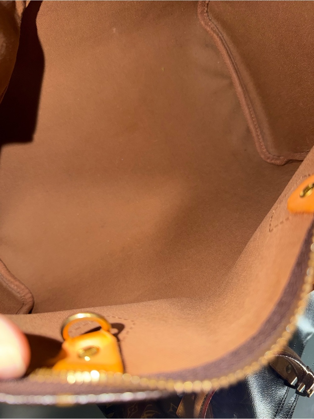 Louis Vuitton Speedy 30 with COA and LV Dusty - Picture 16 of 16